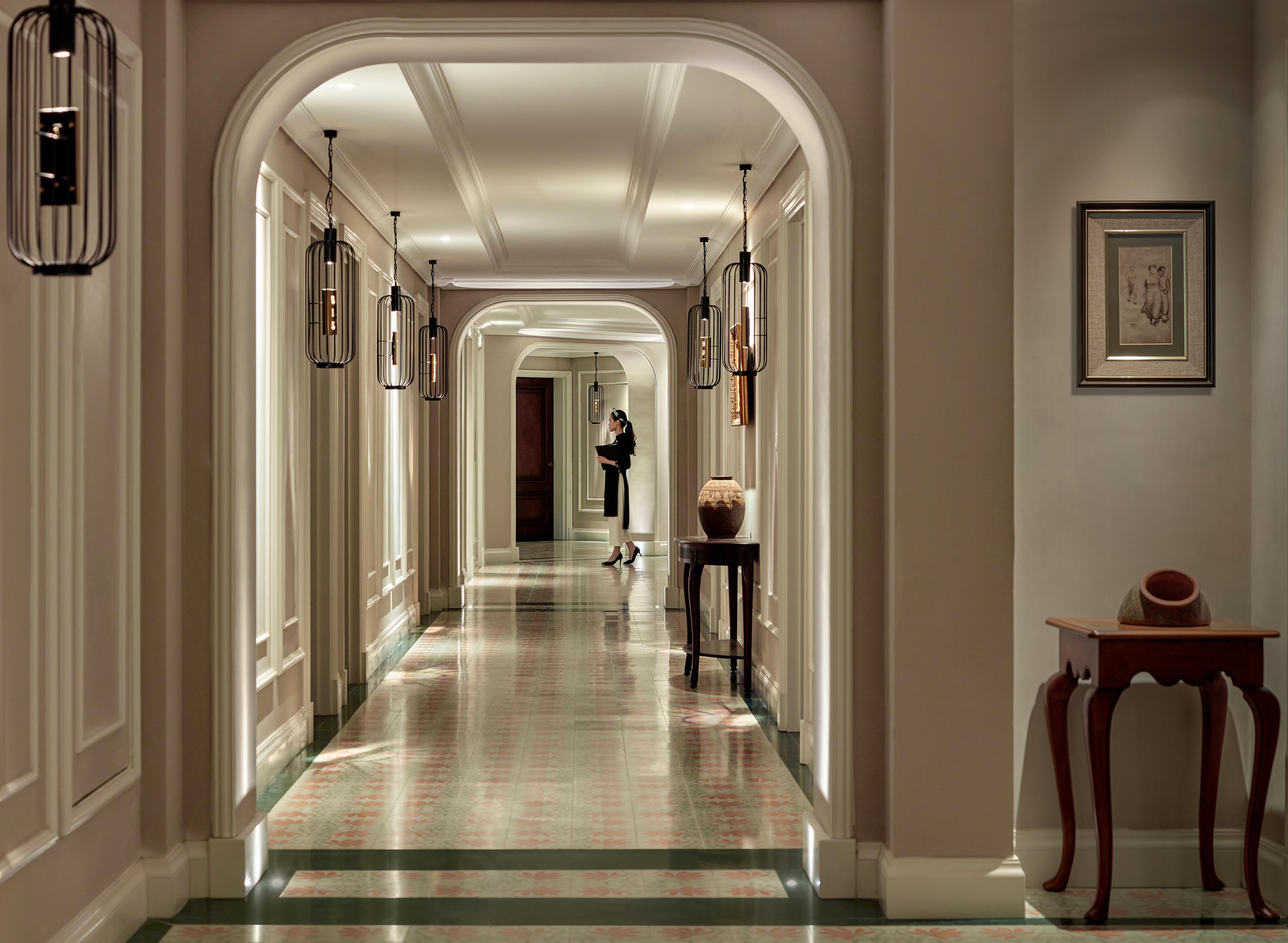 Hôtel Perle d'Orient Cat Ba - MGallery Chan Chau Buitenkant foto A corridor at the Mandarin Oriental, London